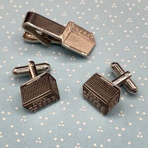 Vintage Delco Energizer Cuff Links & Tie Clip Set ROBBINS Co, Attleboro Silver